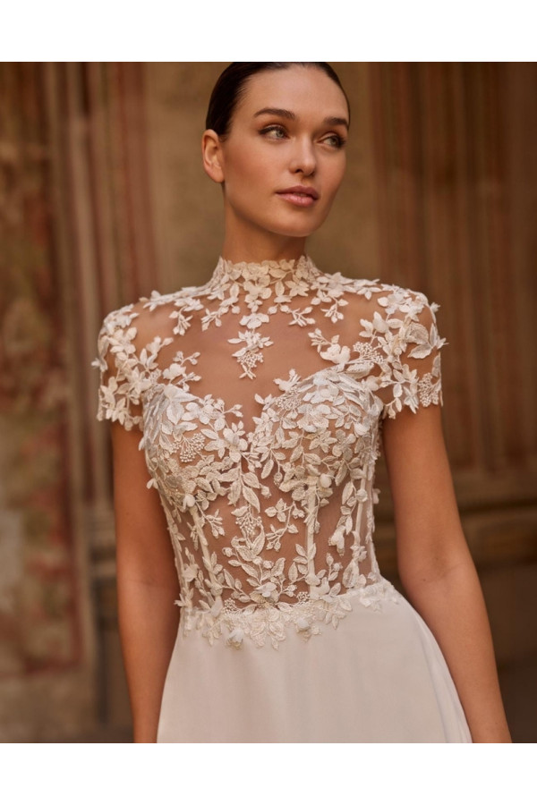 Abito da sposa Faye, avorio, scivolato. Alberto Palatachi 2027.