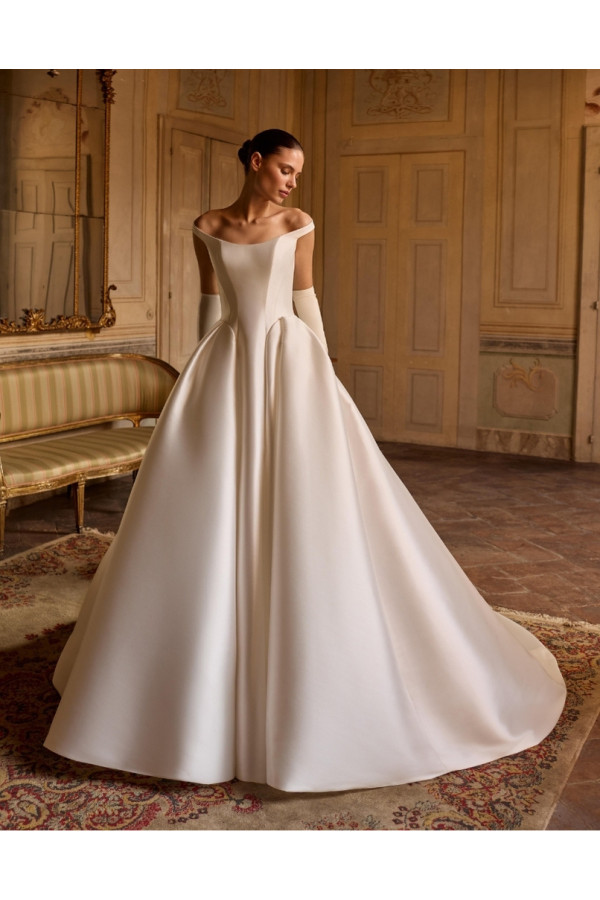 Abito da sposa Sissel ampio in mikado Alberto Palatachi 2027