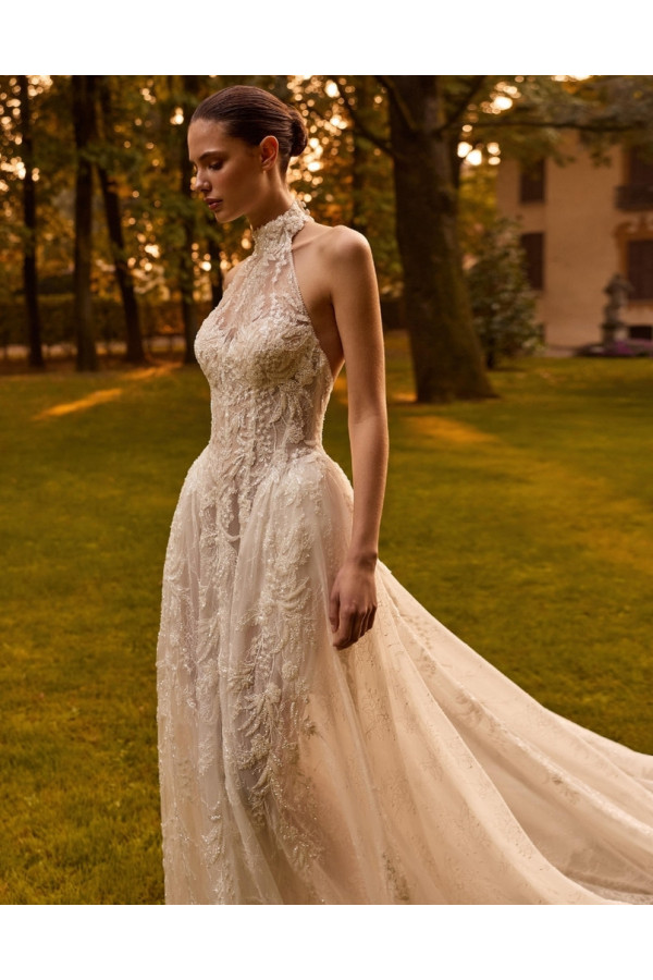 Abito da sposa Solange, sirena di pizzo  Alberto Palatachi 2027.