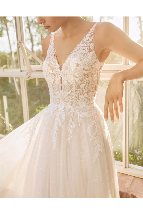 Abito da sposa Sarina, bianco, tulle, svasato, Alberto Palatachi 2025