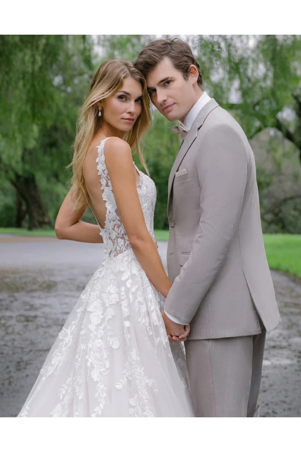 Abito da sposa avorio allure bridal in tulle ampio e pizzo
