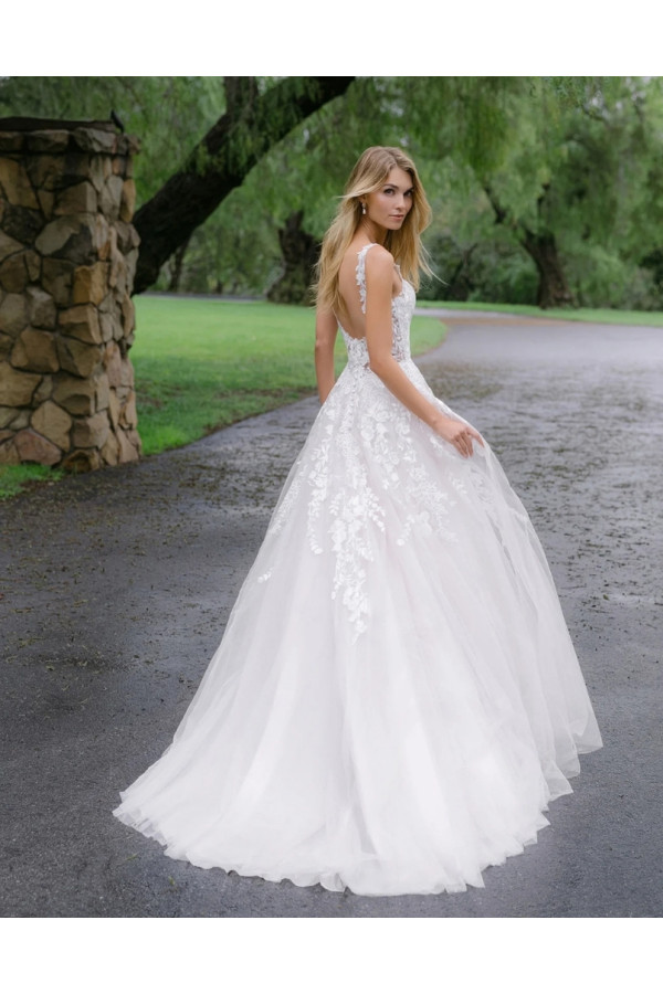 Abito da sposa avorio allure bridal in tulle ampio e pizzo