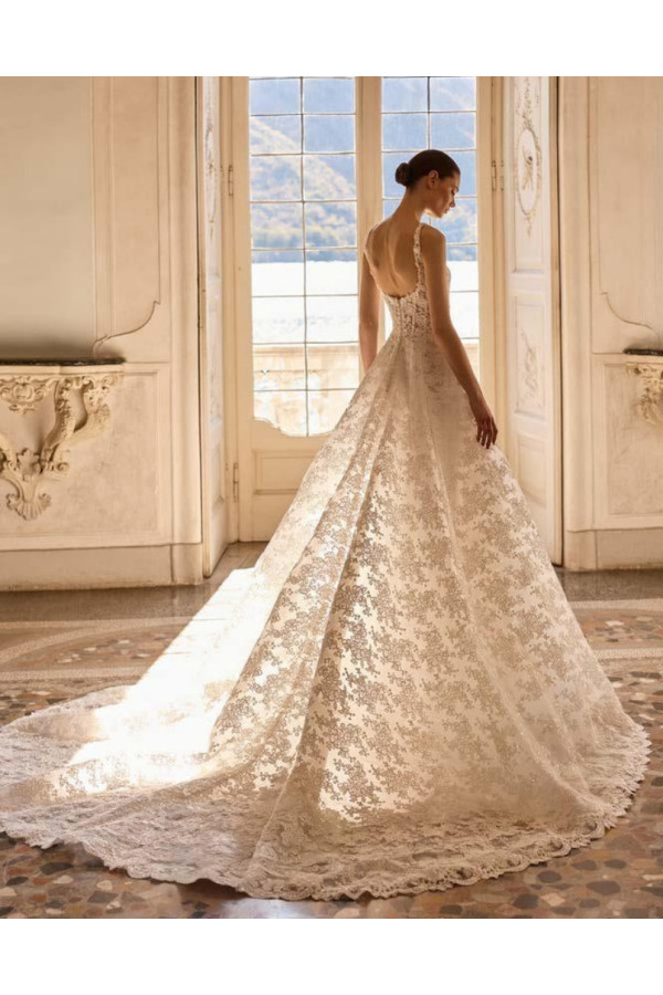 Abiito da sposa Safiro avorio in tulle ampio di Alberto Palatchi
