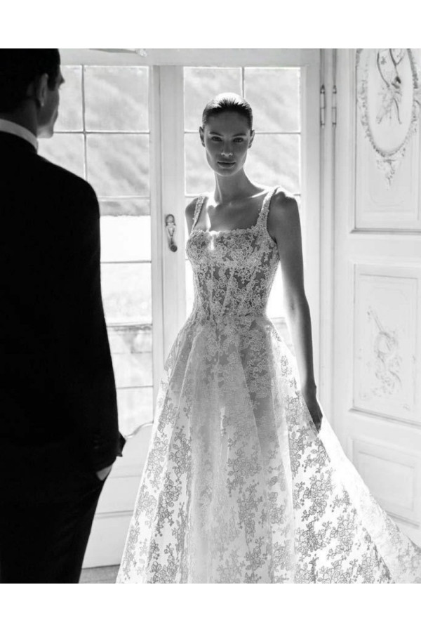 Abiito da sposa Safiro avorio in tulle ampio di Alberto Palatchi
