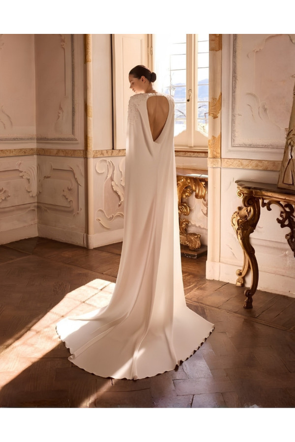 Abito da sposa Quarzt avorio in crepe e cristalli di Alberto Palatchi