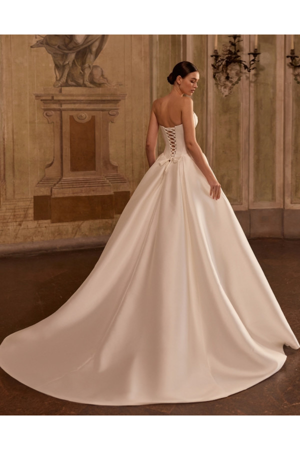 Thalassa abito da sposa avorio ampio mikado di alberto Palatchi 2027