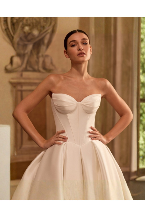 Thalassa abito da sposa avorio ampio mikado di alberto Palatchi 2027