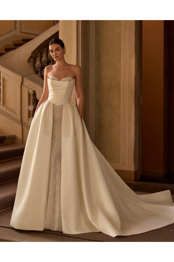 Kalila abito da sposa avorio ampio in douchesse di Alberto Palatchi