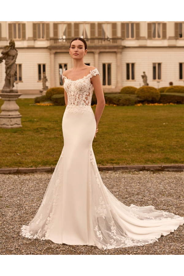 Amapola abito da sposa a sirena avorio in pizzo Alberto Palatchi