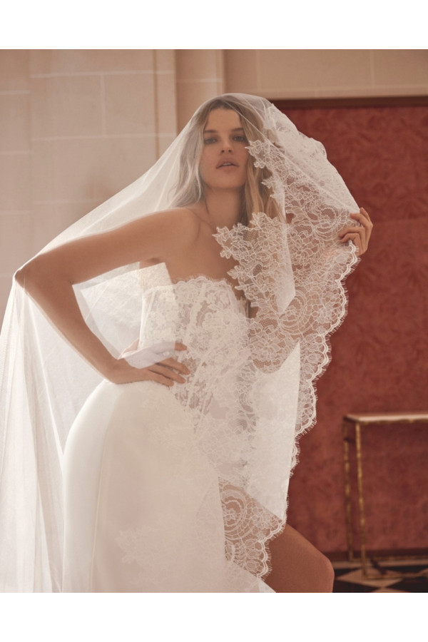 Nina Abito sposa avorio in pizzo e chiffon a sirena Justin Alexander
