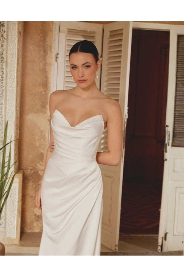 Abito sposa avorio crepe sirena 44600 Sincerity 2027