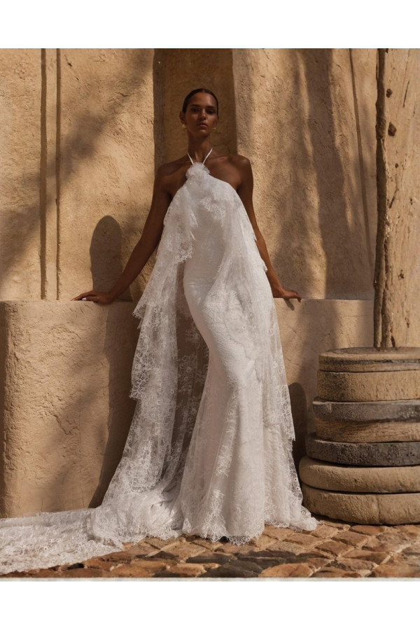 Abito da sposa avorio in pizzo modello bohemien 66496 di Lillian West