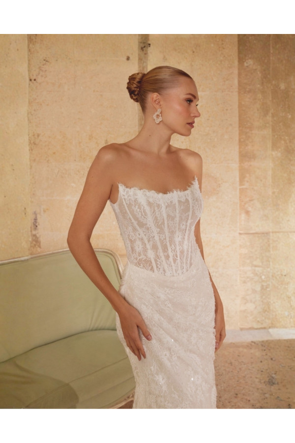 Abito da sposa avorio in pizzo a sirena 44625 Sincerity 2027