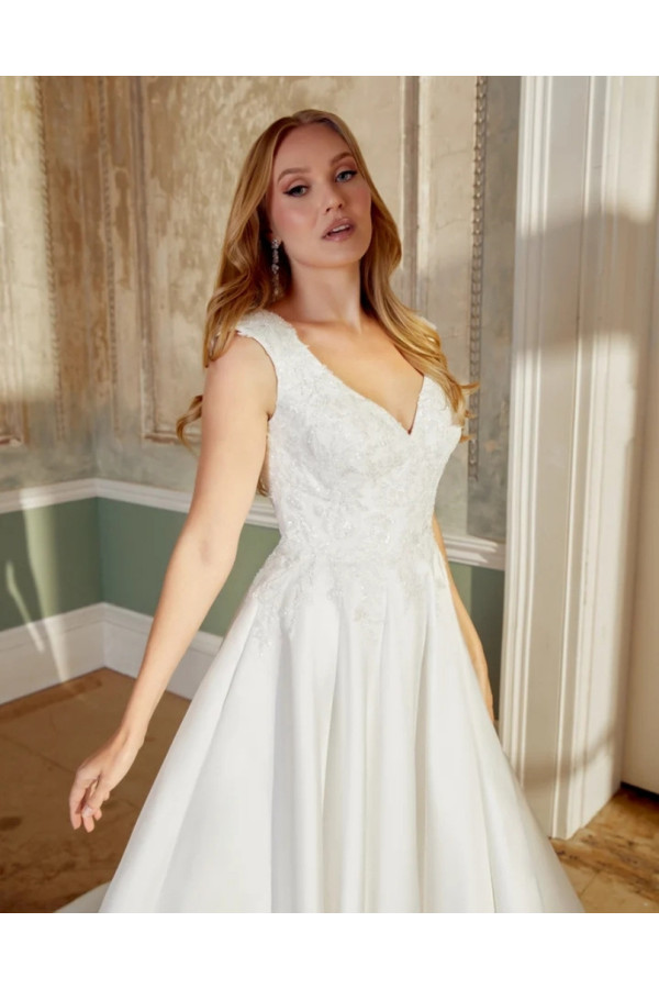 Abito da sposa avorio in mikado ampio 44547 Sincerity 2027