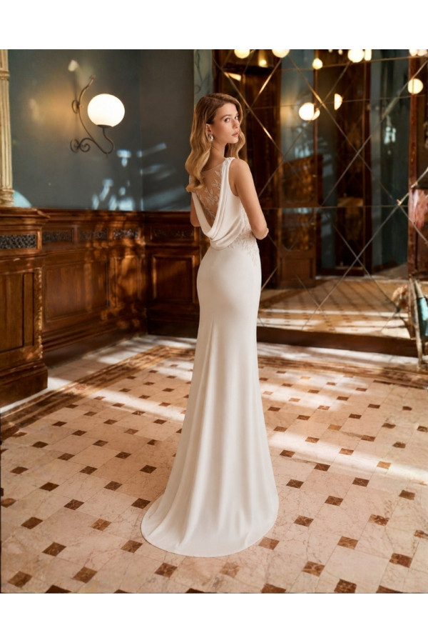 Abito da sposa avorio in crêpe con cristalli 2J40 di Rosa Clará