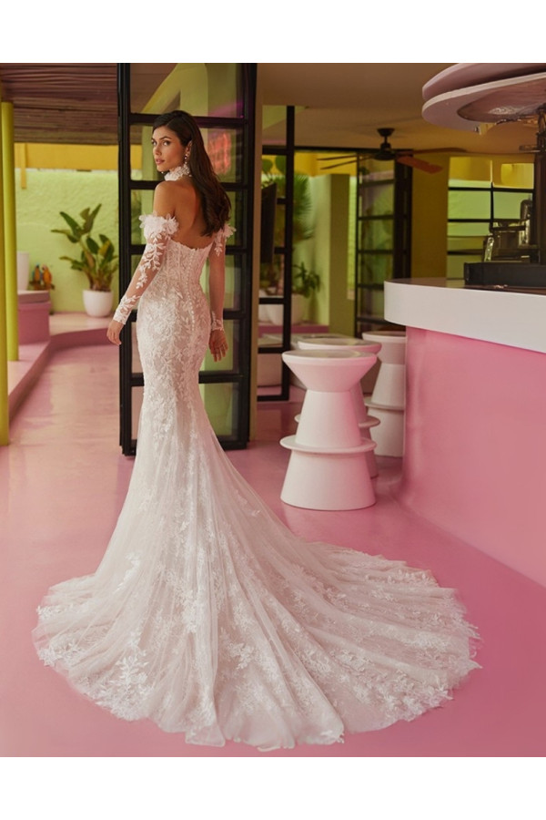 Abito da sposa a sirena avorio in pizzo di Luna Novias