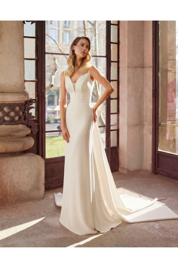 Abito da sposa avorio in crepe a colonna 2J74 di Rosa Clará