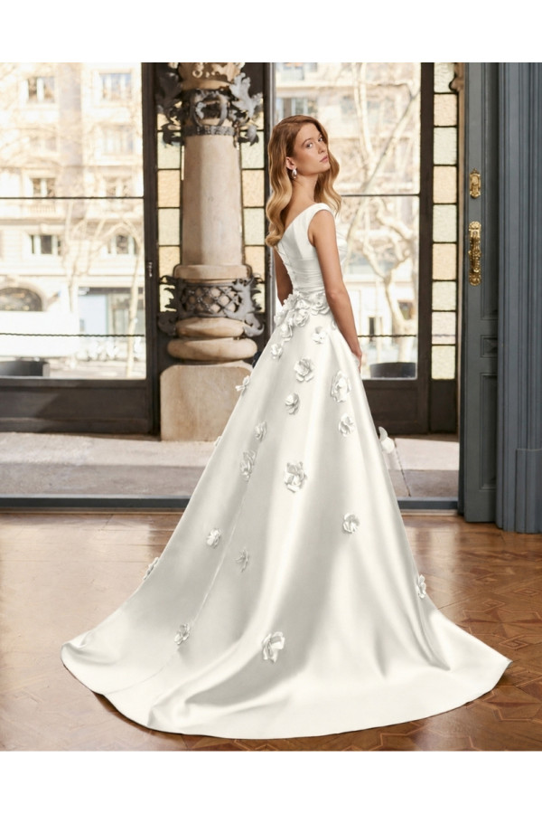 Abito da sposa avorio in mikado trasformabile 2JA5 di Rosa Clará