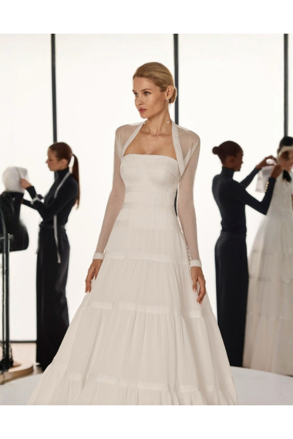 Sonel Abito da sposa avorio in taffetà ampio di Rosa Clará
