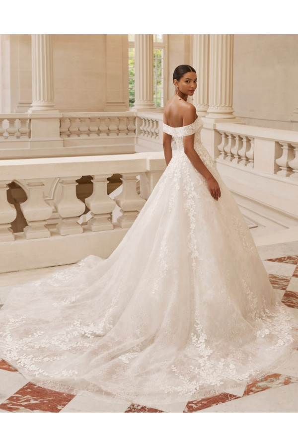 Alison Abito da sposa avorio in pizzo ampio Rosa Clará Dreams 2027