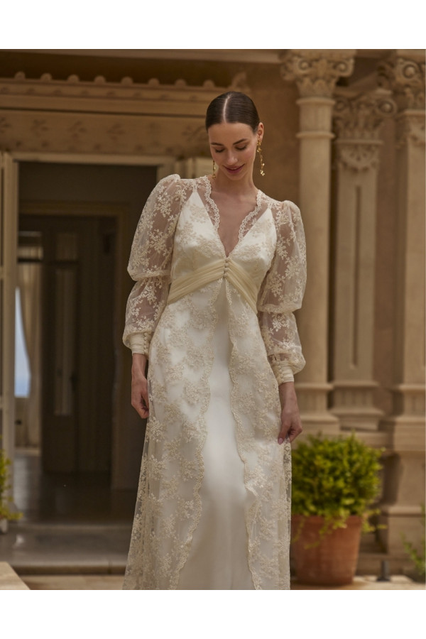 Helen abito da sposa avorio di satine e pizzo a sirena di Novia D'art