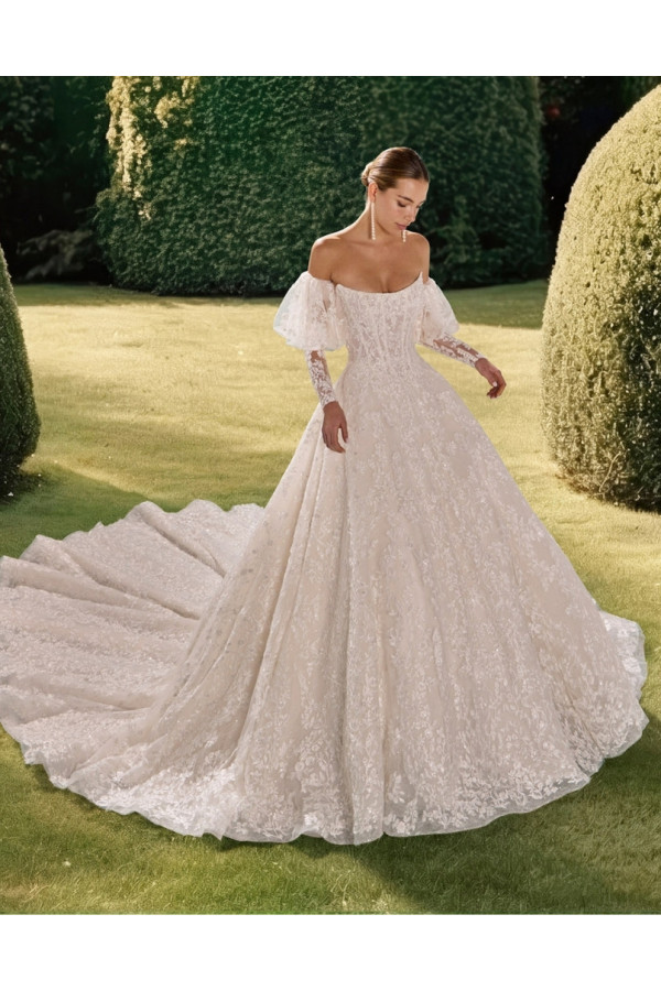 Heidy Abito da sposa avorio in pizzo ampio di Luna Novias