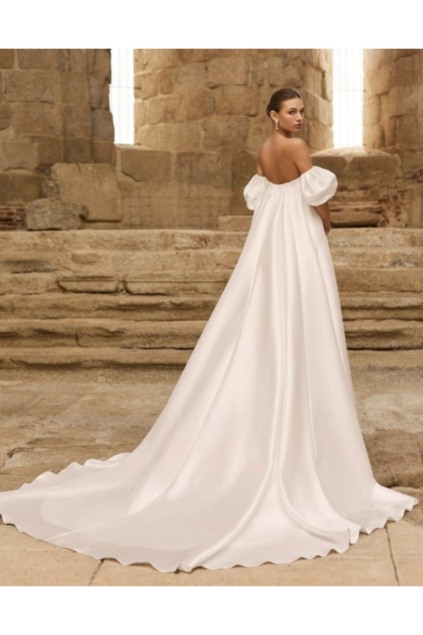 Pomelo abito da sposa avorio in raso ampio Adriana Alier 2027