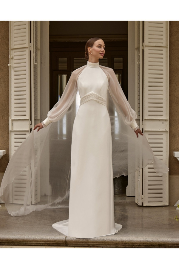 Maraca abito da sposa avorio in cady ampio con spacco di fara sposa