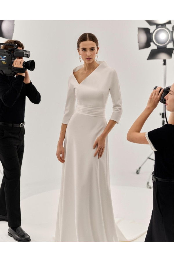 Senda Abito da sposa avorio in cady scivolato di Rosa Clará 2027