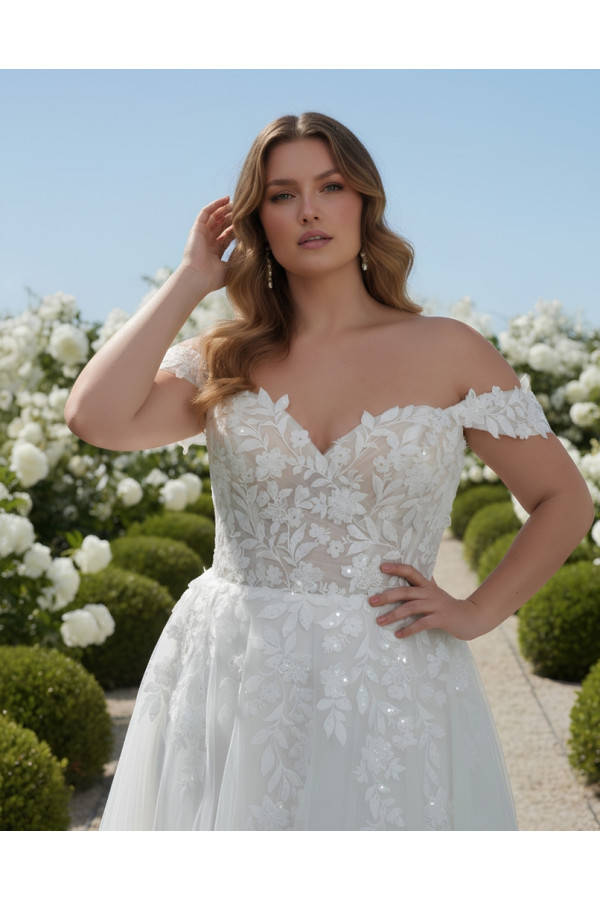 Abito sposa avorio pizzo e tulle ampio 27CURV06 Curvy by Miss Kelly