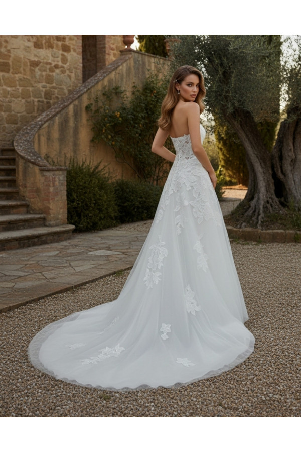 Abito da sposa avorio in tulle e pizzo 3D ampio 27MS05 Mercedes