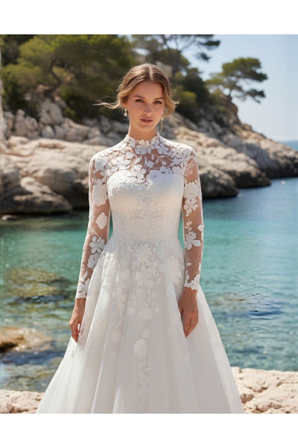 Abito da sposa avorio in pizzo e tulle ampio 27LOV34 Lovely 2027