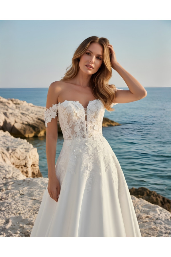 Abito da sposa avorio in crepe e pizzo ampio 27LOV09 Lovely 2027