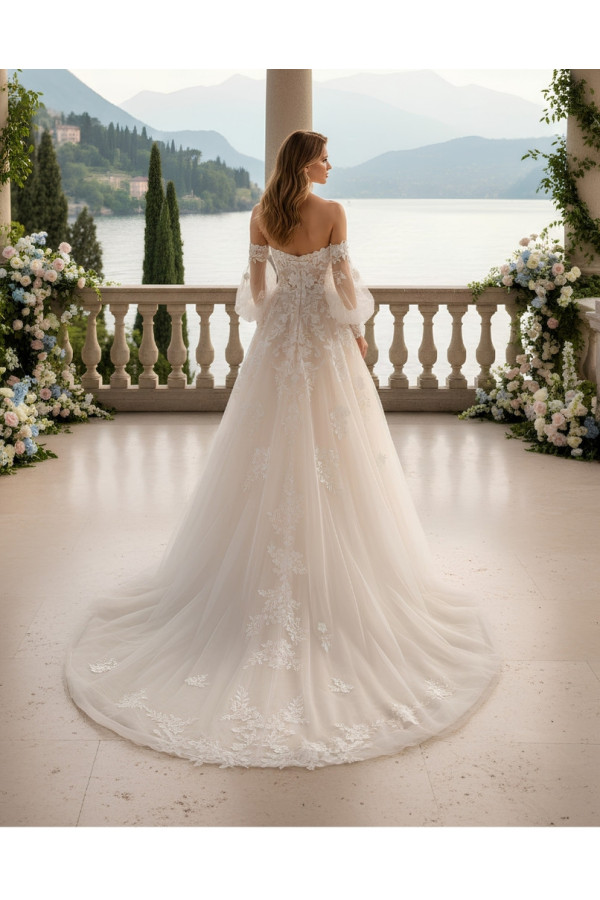 Abito da sposa avorio in pizzo e tulle ampio 27DS30 Divina Sposa