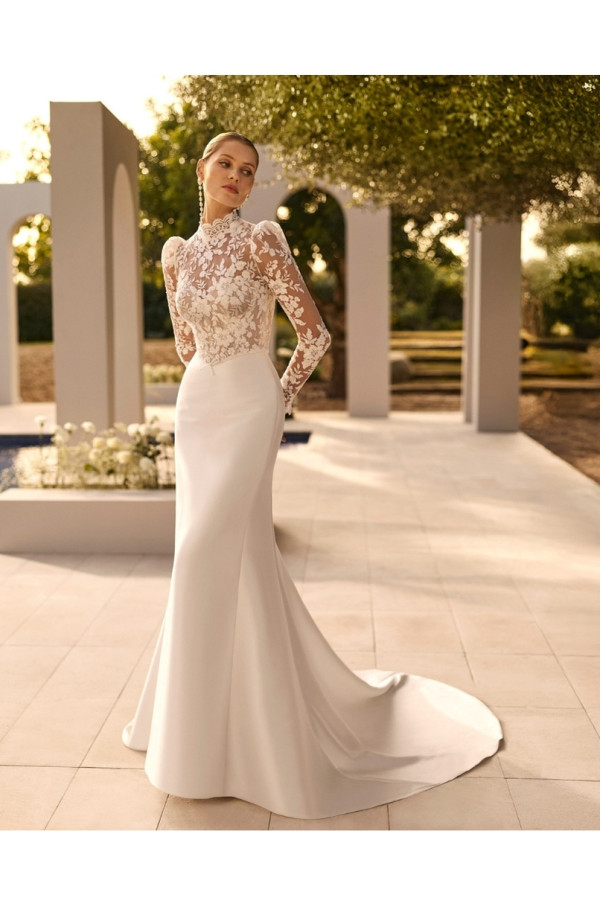 Nulia abito da sposa avorio pizzo e mikado trasformabile di Rosa Clará