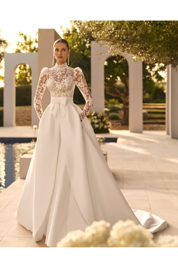 Nulia abito da sposa avorio pizzo e mikado trasformabile di Rosa Clará