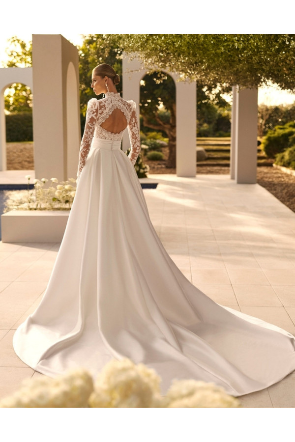 Nulia abito da sposa avorio pizzo e mikado trasformabile di Rosa Clará