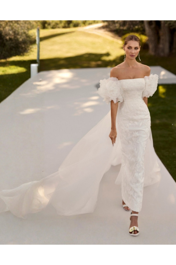 Niky Abito da sposa avorio in pizzo a colonna di Rosa Clará
