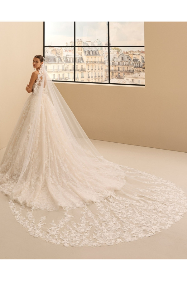 Nesire Abito da sposa avorio in pizzo ampio di Rosa Clará
