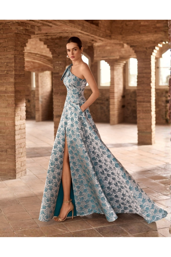 Abito da cerimonia azul tiffany broccato 2JD4 di Marfil Barcelona