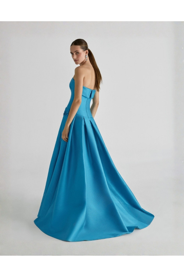 Abito da cerimonia azul in pique ampio 2TB9 di Rosa Clará Cocktail