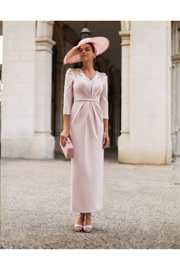 Abito da cerimonia rosa pastello in crepe lungo 2G20 di Couture Club