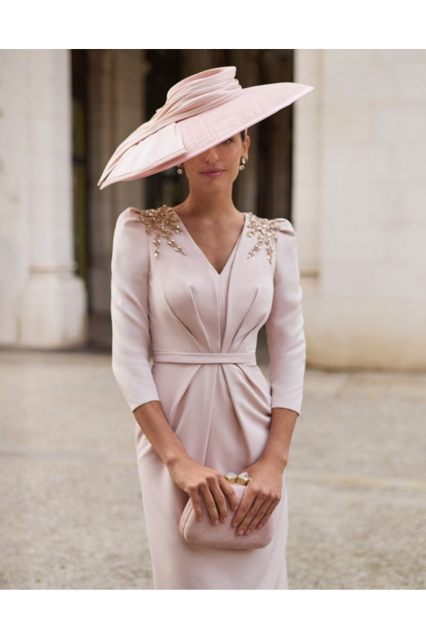 Abito da cerimonia rosa pastello in crepe lungo 2G20 di Couture Club