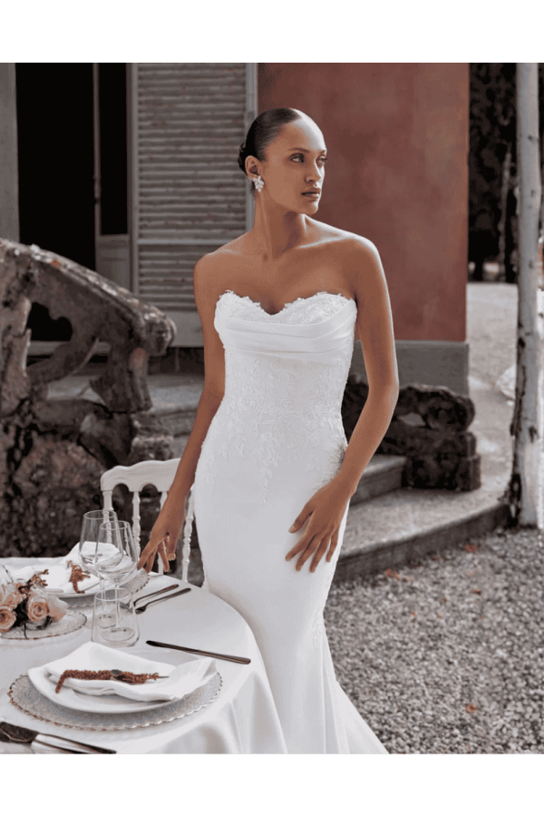 Abito da sposa Kai avorio in crepe a sirena di Justin Alexander 2027