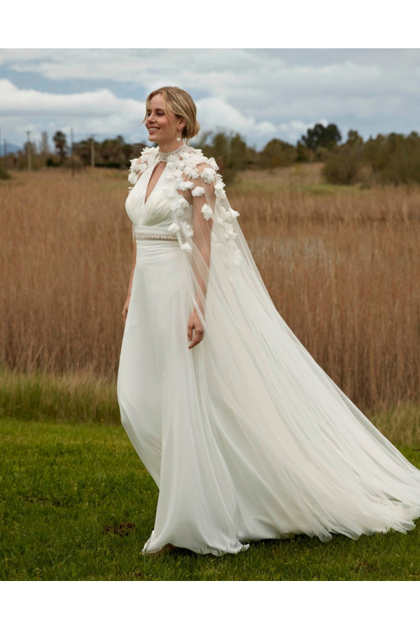 Neuss abito da sposa avorio in tulle scivolato di Fara Sposa