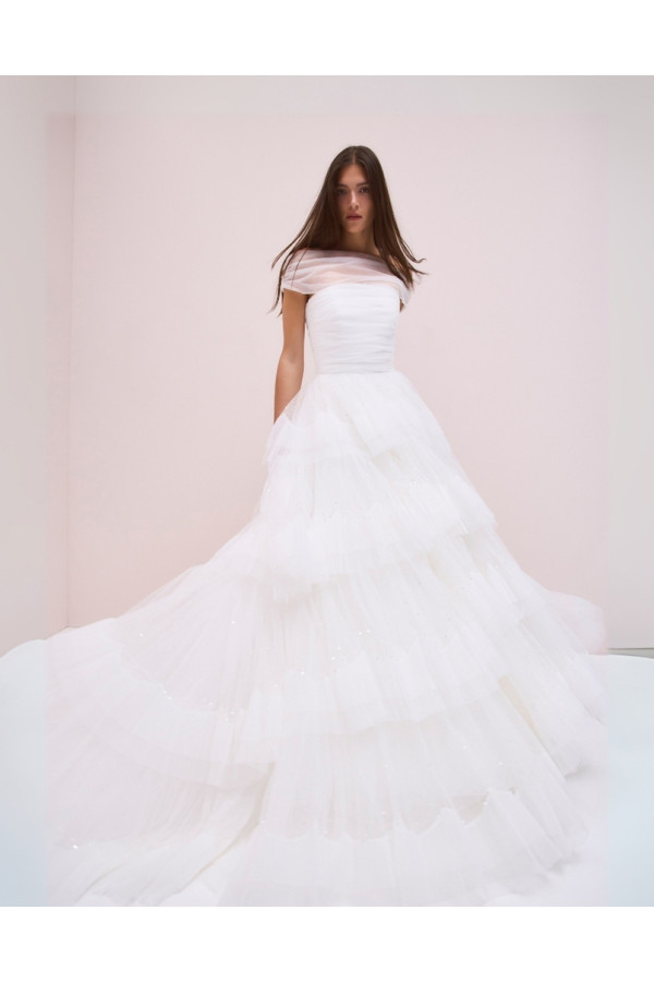 Abito da sposa avorio in tulle a balze ampio di Jenny Pachkam