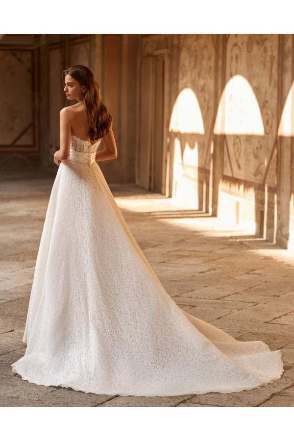 Abito da sposa Celine, avorio, pizzo. Alberto Palatachi 2027.