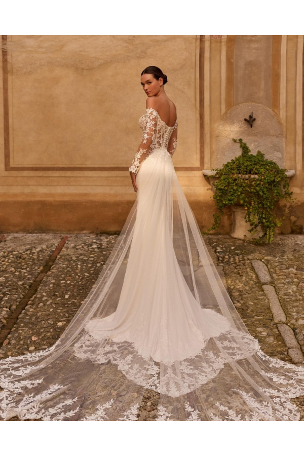 Abito da sposa Malika, avorio, sirena in crep Alberto Palatachi 2027