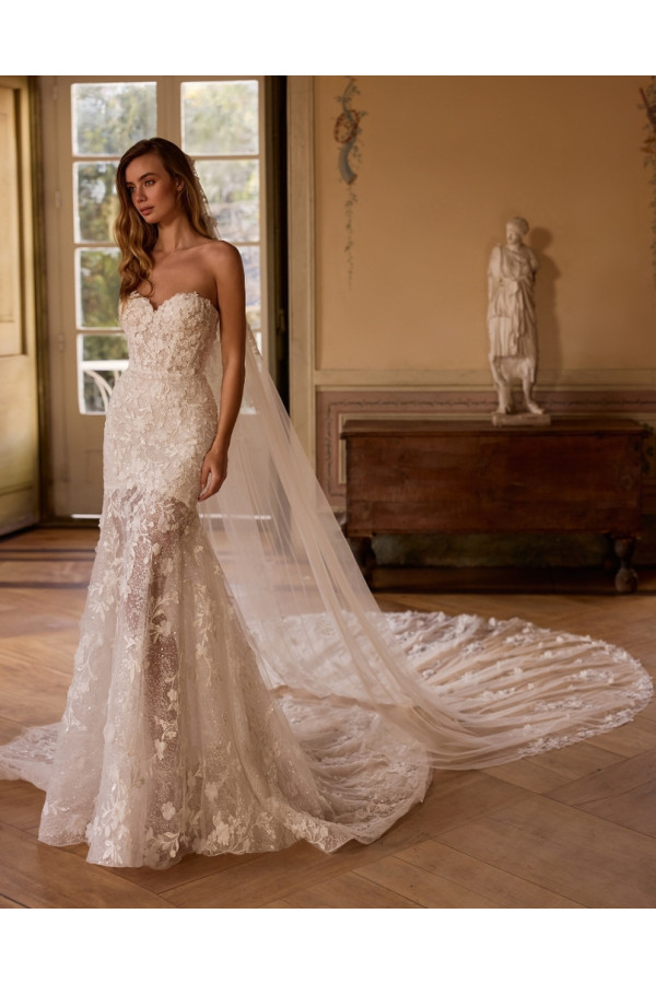 Abito da sposa Poppy, off white, a sirena, pizzo di Alberto Palatachi