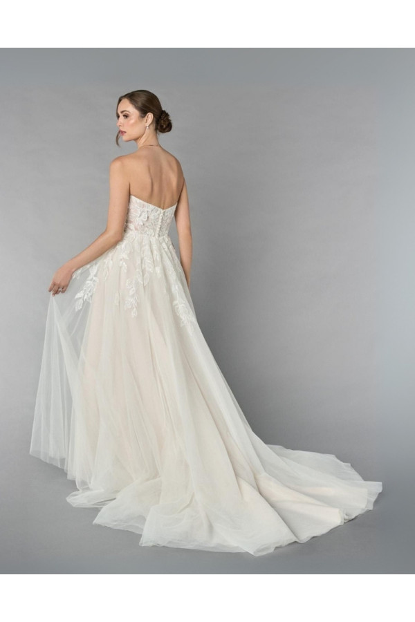 Kingston Abito da sposa avorio ampio in tulle di Justin Alexander